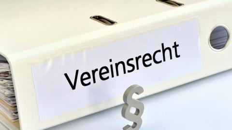 Ordner "Vereinsrecht" (Symbolbild)