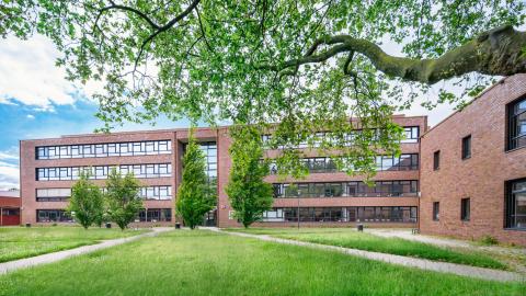 Studienintegrierende Ausbildung (SiA-NRW) am Alfred-Müller-Armack-Berufskolleg Köln