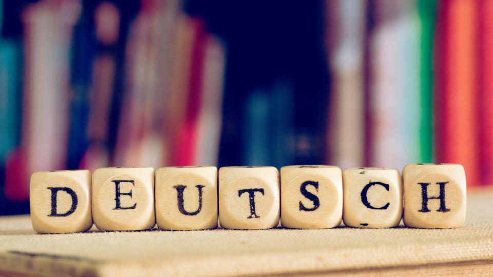 Ein Buch und Sprachkurs für Deutsch
