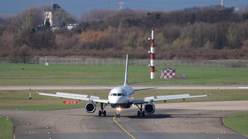 Flughafen (Symbolbild)