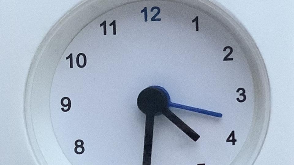 Uhr