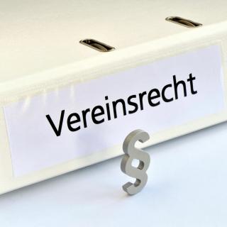 Ordner "Vereinsrecht" (Symbolbild)