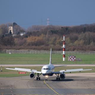 Flughafen (Symbolbild)