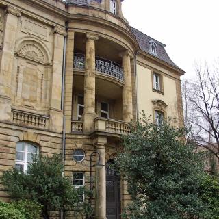 Fassade Schlößchen Cecilienalle Düsseldorf